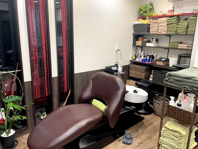 奈良県葛城市長尾の美容室cheek(ちぃく)